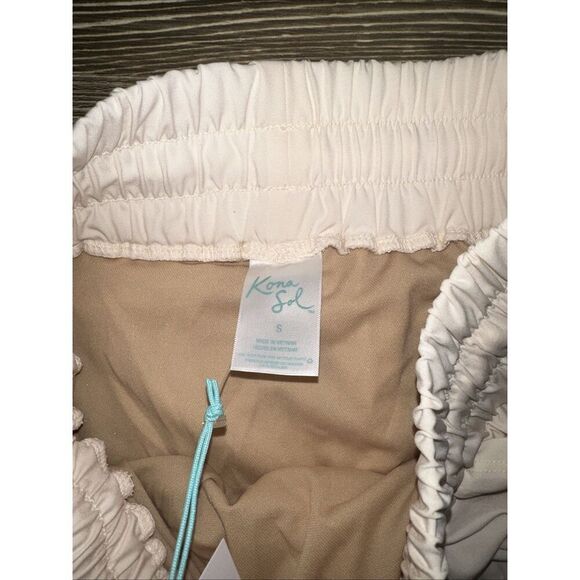 Women's 3" Quick Dry Board Shorts - Kona Sol Cream Size Small(4-6). NWT. U - Picture 2 of 7